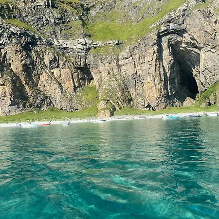 Spacious Vacation بيت للعطل